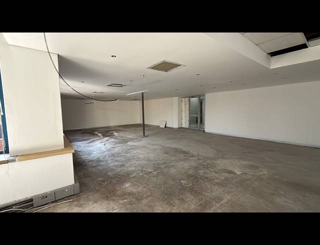 420M² OFFICE TO LET IN ROSEBANK